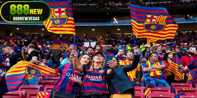 Fan Barca là một phần của cộng đồng Culés tượng trưng cho tình yêu đội bóng